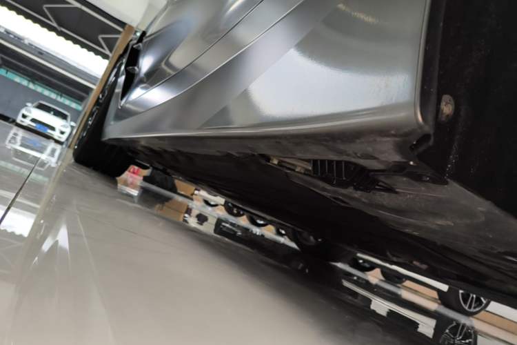 Used BMW Z4 2020 sDrive 25i Silver Frost Limited Edition Left Side Sill