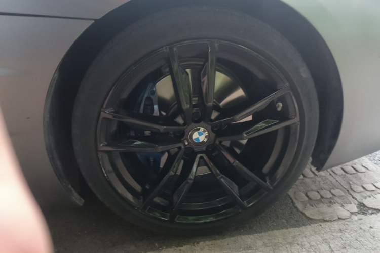 Used BMW Z4 2020 sDrive 25i Silver Frost Limited Edition Right Front Wheel Hub