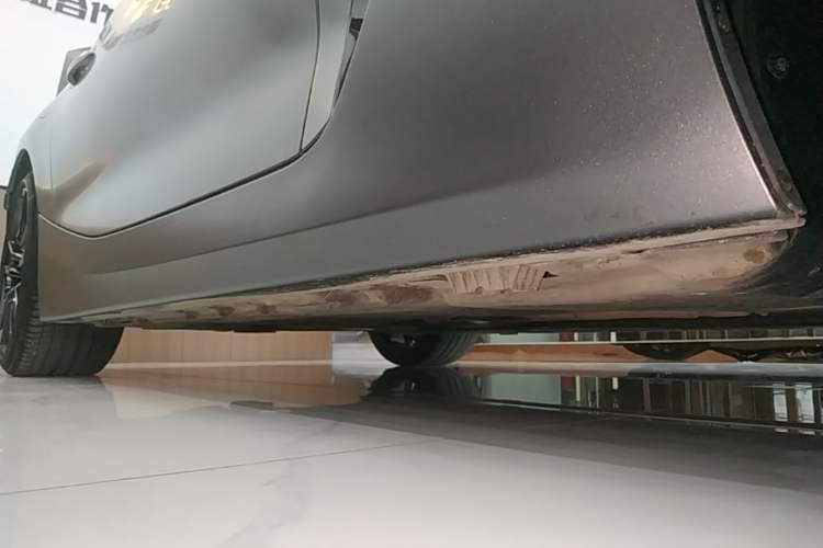 Used BMW Z4 2020 sDrive 25i Silver Frost Limited Edition Right Side Sill