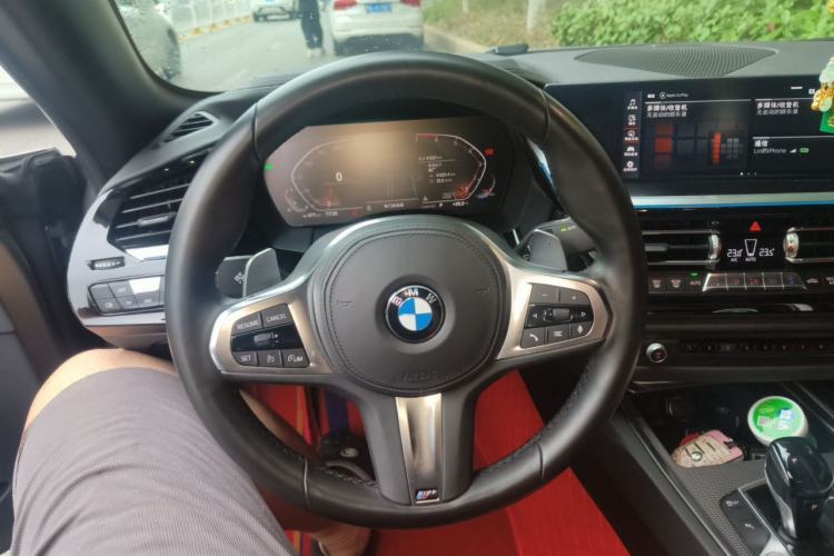 Used BMW Z4 2020 sDrive 25i Silver Frost Limited Edition Steering Wheel
