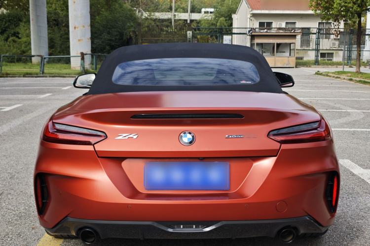 Used BMW Z4 2020 sDrive 25i Limited Edition in Sunlight Exterior 9