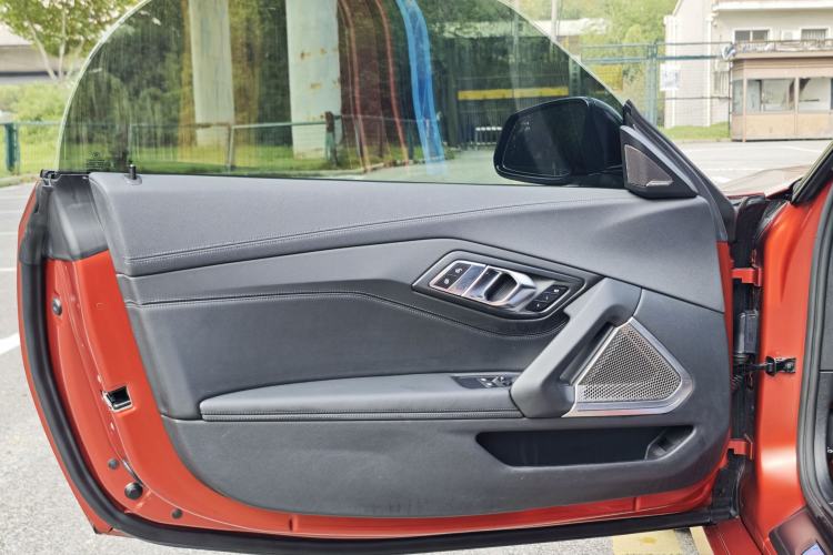 Used BMW Z4 2020 sDrive 25i Limited Edition in Sunlight Interior 8