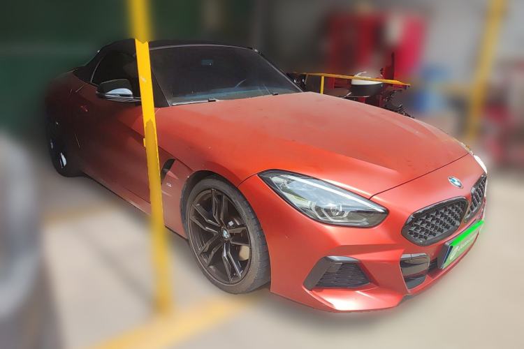 Used BMW Z4 2020 sDrive 25i Limited Edition in Sunlight Front Right 45 Deg