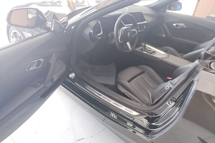 Used BMW Z4 2022 M40i M Sport Performance Edition Driver Seat