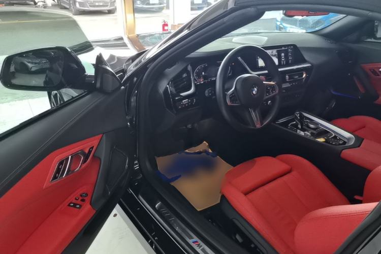 Used BMW Z4 2022 sDrive 25i M Sport Package Driver Seat