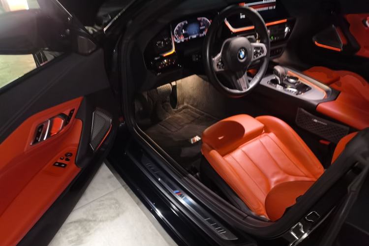 Used BMW Z4 2022 sDrive 25i M Sport Night Edition package Driver Seat