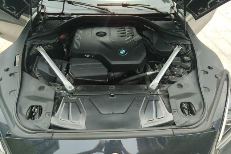 Used BMW Z4 2022 sDrive 25i M Sport Package Engine Bay