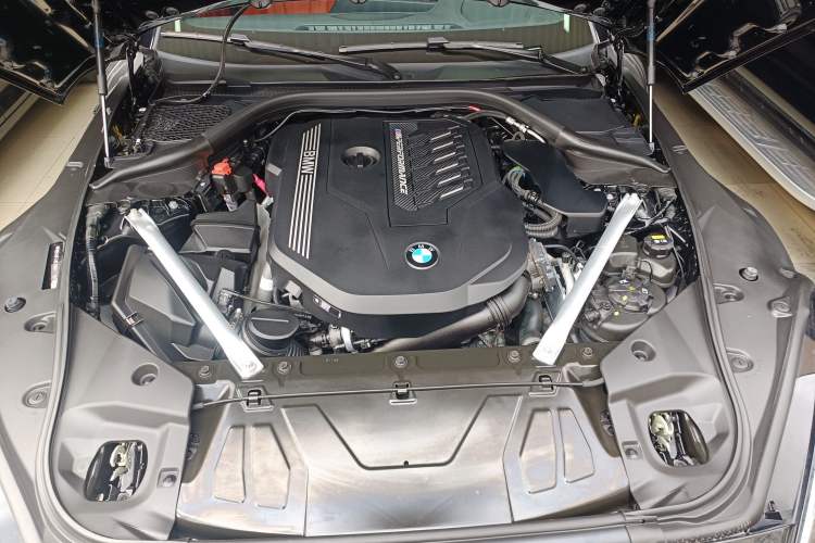 Used BMW Z4 2022 Restyled M40i M Sport Performance Edition Engine Bay