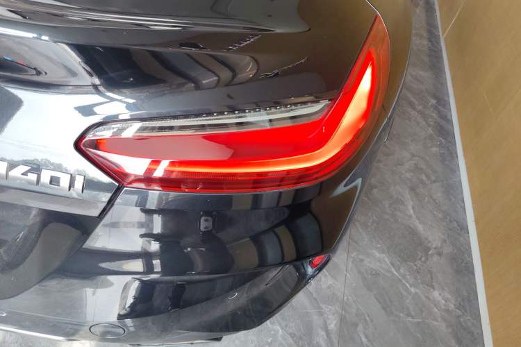 Used BMW Z4 2022 M40i M Sport Performance Edition Exterior 6