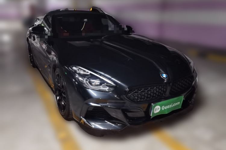 Used BMW Z4 2022 sDrive 25i M Sport Night Edition package Front Right 45 Deg