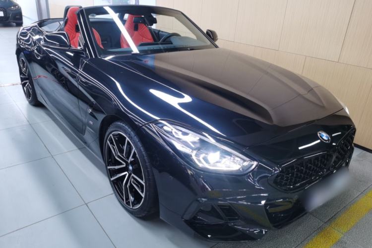 Used BMW Z4 2022 sDrive 25i M Sport Package Front Right 45 Deg