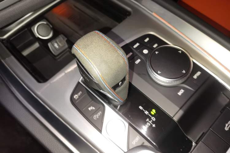 Used BMW Z4 2022 sDrive 25i M Sport Night Edition package Gear Lever