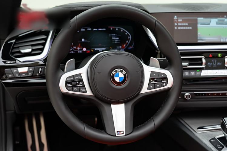 Used BMW Z4 2022 M40i M Sport Performance Edition Interior 3