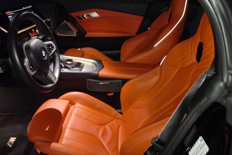 Used BMW Z4 2022 sDrive 25i M Sport Night Edition package Left Front Seat