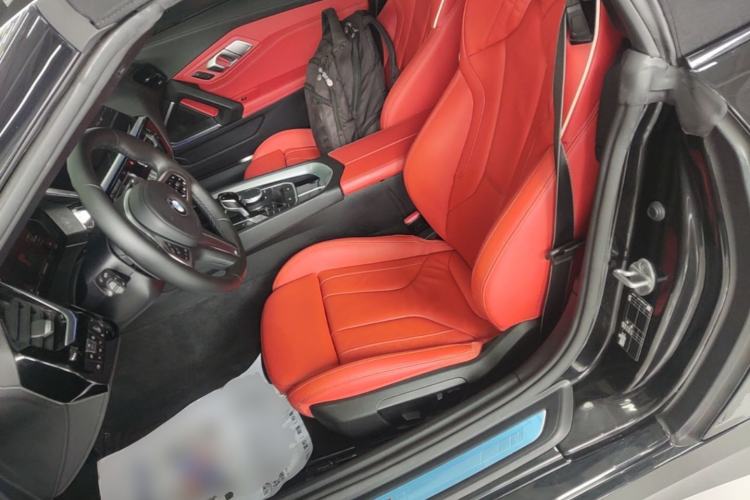 Used BMW Z4 2022 sDrive 25i M Sport Package Left Front Seat
