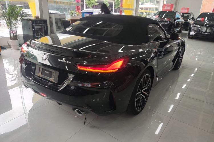 Used BMW Z4 2022 sDrive 25i M Sport Package Rear Right 45 Deg