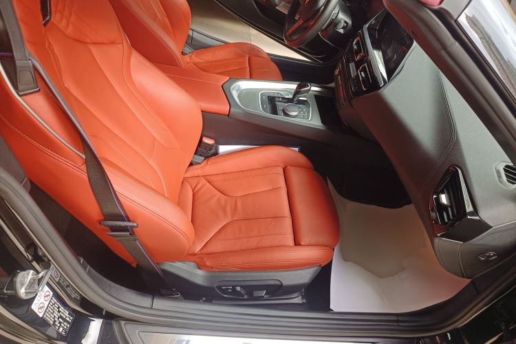 Used BMW Z4 2022 Restyled M40i M Sport Performance Edition Right Front Seat