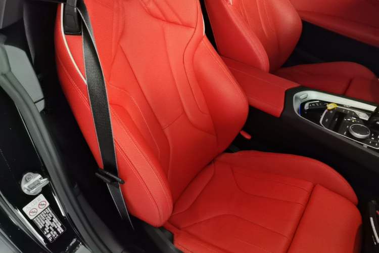 Used BMW Z4 2022 sDrive 25i M Sport Package Right Front Seat