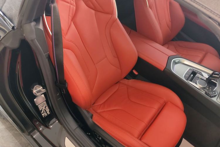 Used BMW Z4 2022 M40i M Sport Performance Edition Right Front Seat