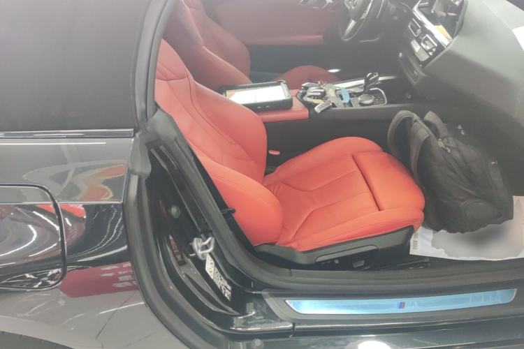 Used BMW Z4 2022 sDrive 25i M Sport Package Right Front Seat