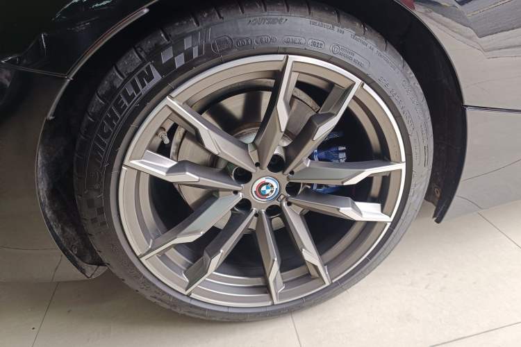 Used BMW Z4 2022 Restyled M40i M Sport Performance Edition Right Rear Wheel Hub