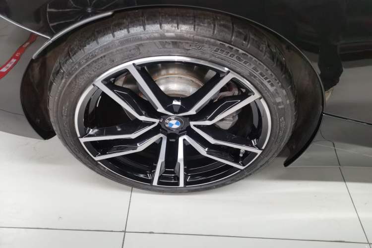 Used BMW Z4 2022 sDrive 25i M Sport Package Right Rear Wheel Hub