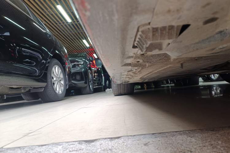 Used BMW Z4 2022 Restyled M40i M Sport Performance Edition Right Side Sill