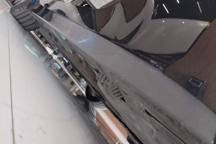 Used BMW Z4 2022 M40i M Sport Performance Edition Right Side Sill