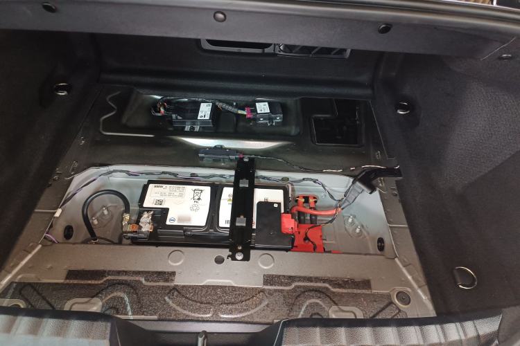 Used BMW Z4 2022 Restyled M40i M Sport Performance Edition Trunk