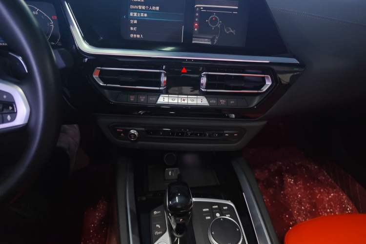 Used BMW Z4 2022 sDrive 25i M Sport Package Audio And AC Panel