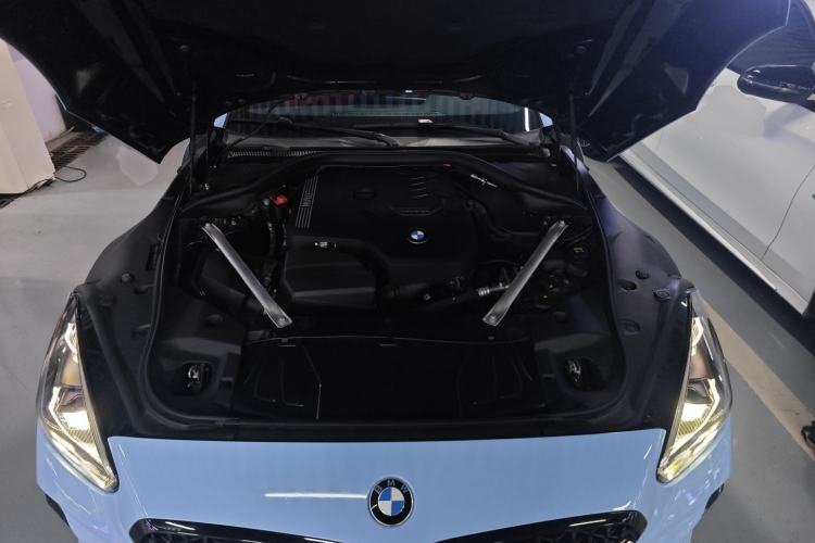 Used BMW Z4 2022 sDrive 25i M Sport Package Engine Bay