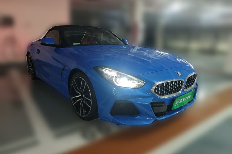 Used BMW Z4 2022 sDrive 25i M Sport Night Edition package Front Right 45 Deg