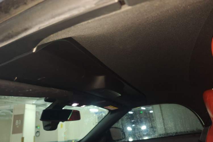 Used BMW Z4 2022 sDrive 25i M Sport Night Edition package Headliner