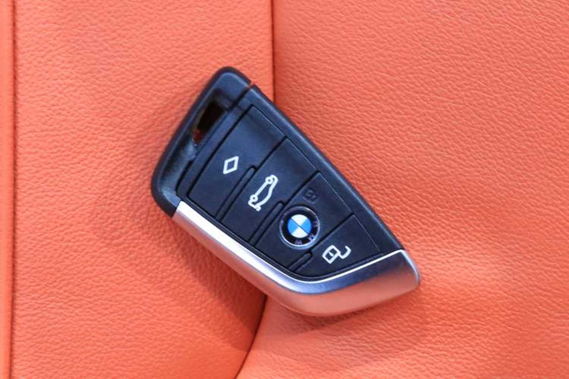 Used BMW Z4 2022 sDrive 25i M Sport Package Interior 4