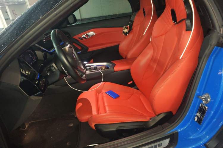 Used BMW Z4 2022 sDrive 25i M Sport Night Edition package Left Front Seat