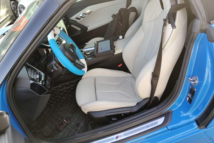 Used BMW Z4 2022 sDrive 25i M Sport Package Left Front Seat