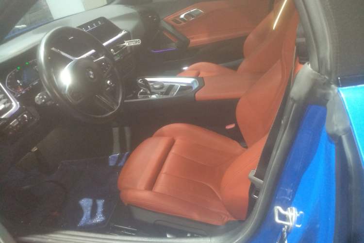 Used BMW Z4 2022 sDrive 25i M Sport Package Left Front Seat