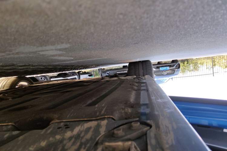 Used BMW Z4 2022 sDrive 25i M Sport Package Left Side Sill
