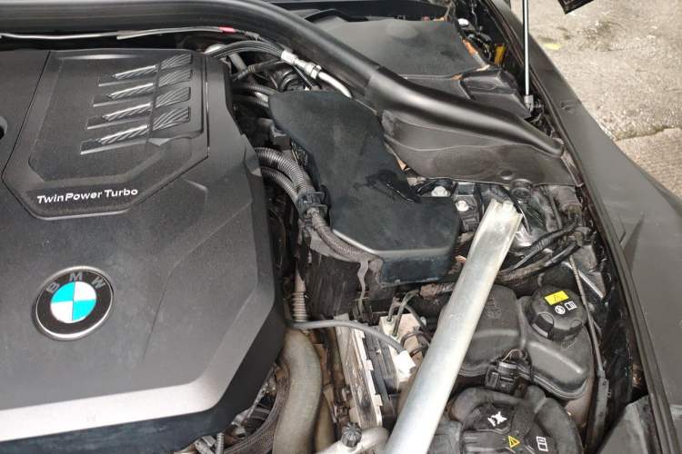 Used BMW Z4 2022 sDrive 25i M Sport Night Edition package Engine Bay Left