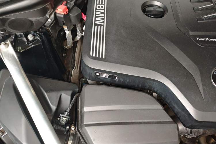 Used BMW Z4 2022 sDrive 25i M Sport Night Edition package Engine Bay Right