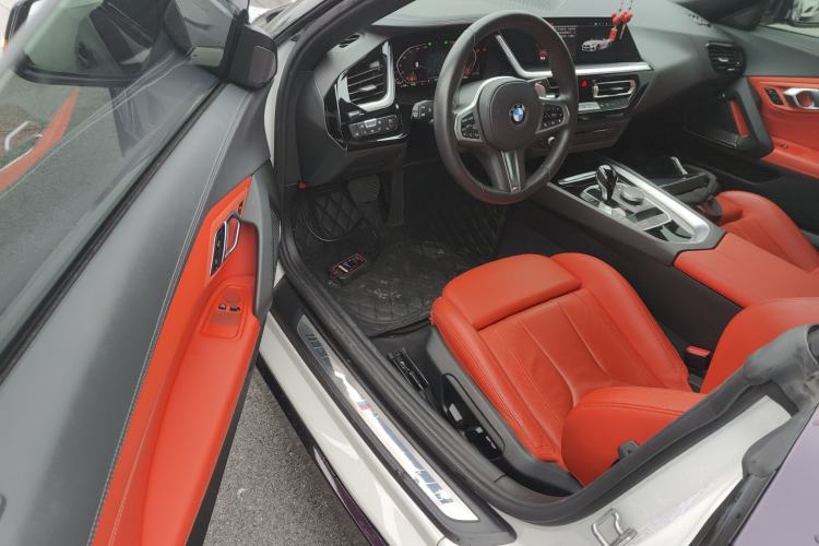 Used BMW Z4 2022 sDrive 25i M Sport Package Driver Seat