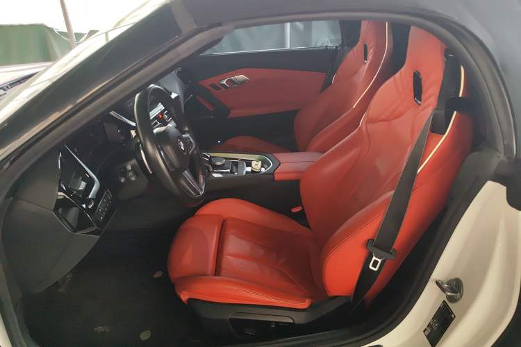 Used BMW Z4 2022 sDrive 25i M Sport Package Left Front Seat