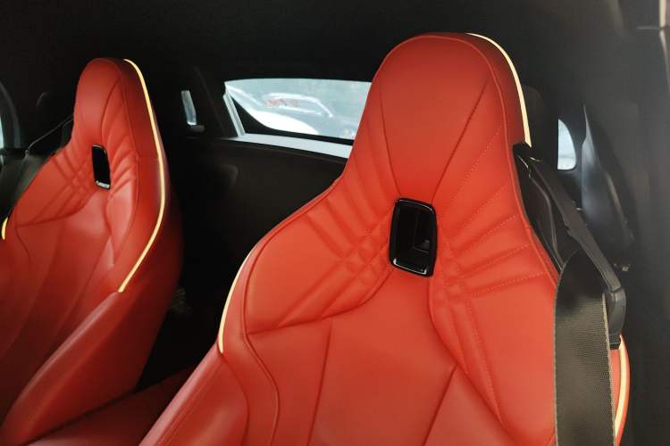 Used BMW Z4 2022 sDrive 25i M Sport Package Left Rear Seat