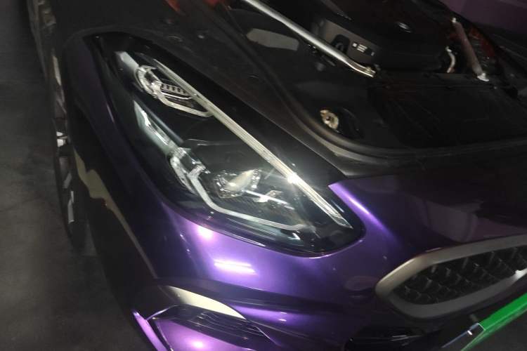 Used BMW Z4 2022 Restyled M40i M Sport Performance Edition Right Front Headlight