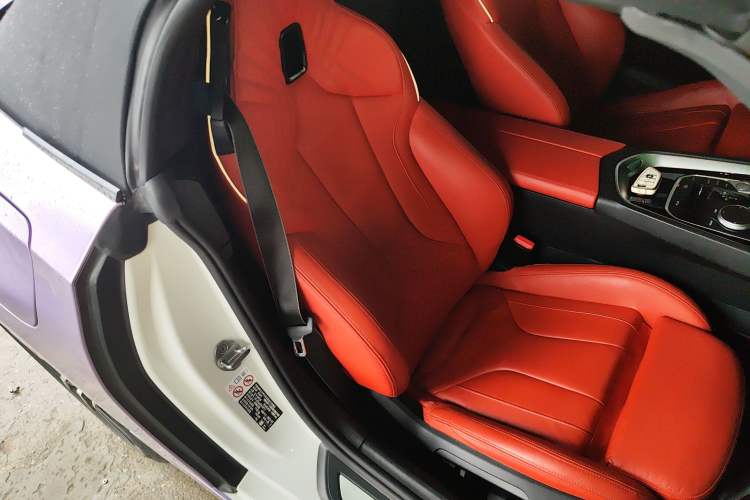 Used BMW Z4 2022 sDrive 25i M Sport Package Right Front Seat