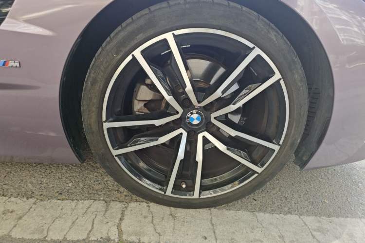 Used BMW Z4 2022 sDrive 25i M Sport Package Right Front Wheel Hub