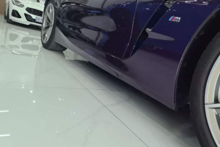 Used BMW Z4 2022 Restyled M40i M Sport Performance Edition Right Side Sill