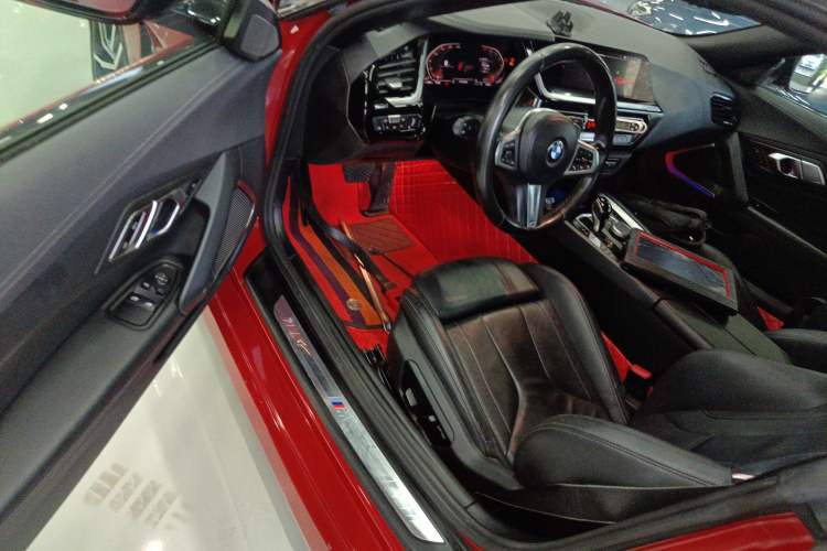 Used BMW Z4 2022 sDrive 25i M Sport Package Driver Seat