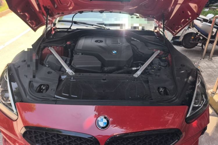 Used BMW Z4 2022 sDrive 25i M Sport Night Edition package Engine Bay
