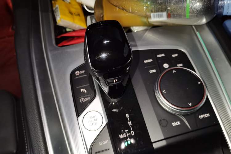Used BMW Z4 2022 sDrive 25i M Sport Night Edition package Gear Lever